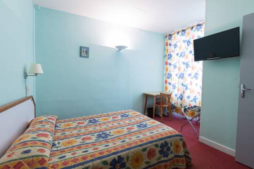 Imagen de la habitación del Hotel Cit&ocirc;tel Le Plat D'etain. Foto 3