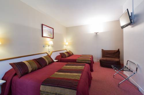 Imagen de la habitación del Hotel Cit&ocirc;tel Le Plat D'etain. Foto 12