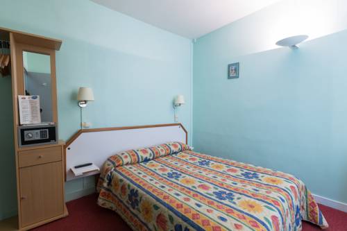 Imagen de la habitación del Hotel Cit&ocirc;tel Le Plat D'etain. Foto 14