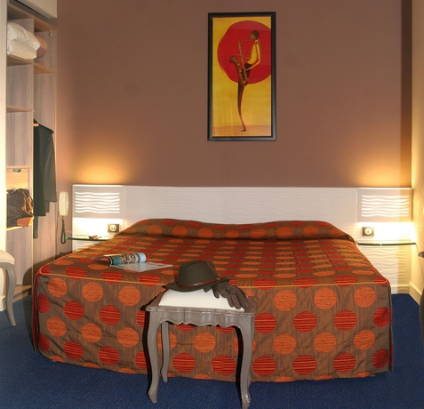 Imagen de la habitación del Hotel Citotel Arverna. Foto 15