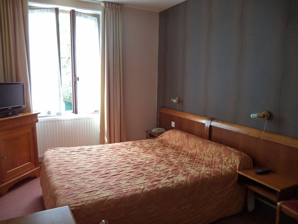 Imagen de la habitación del Hotel Citotel Avallon Vauban. Foto 14