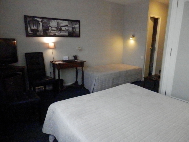 Imagen de la habitación del Hotel Citotel Bristol. Foto 15