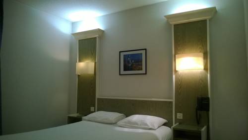 Imagen de la habitación del Hotel Citotel Dav'hotel Jaude. Foto 2