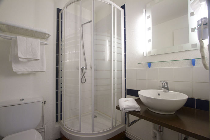 Imagen de los interiores del Hotel Citotel De France Et D'europe. Foto 11