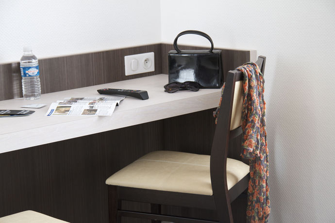 Imagen de los interiores del Hotel Citotel De France Et D'europe. Foto 12