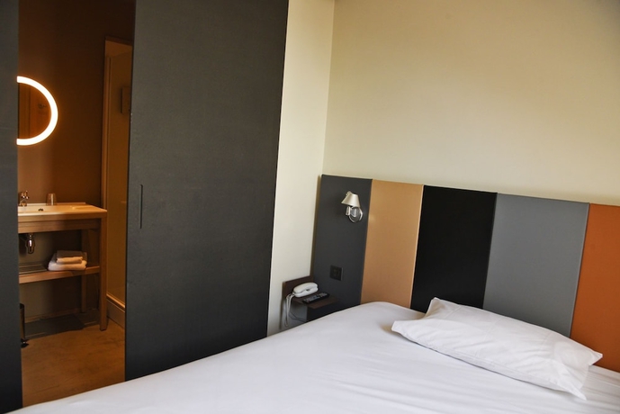 Imagen de la habitación del Hotel Citotel De Harlay. Foto 9