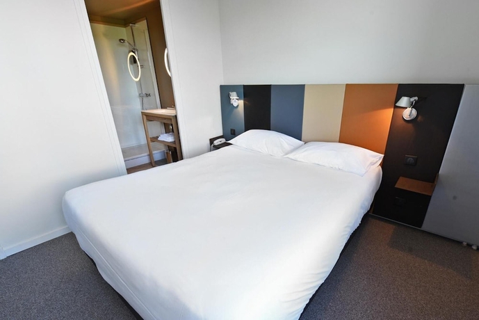 Imagen de la habitación del Hotel Citotel De Harlay. Foto 12