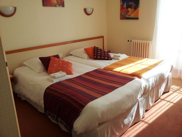 Imagen de la habitación del Hotel Citotel Du Port Rhu. Foto 9