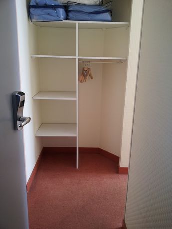 Imagen de la habitación del Hotel Citotel Du Port Rhu. Foto 15