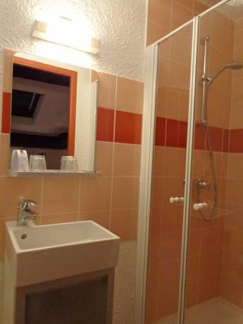 Imagen de la habitación del Hotel Citotel Du Tigre. Foto 4