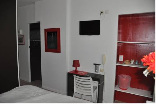 Imagen de la habitación del Hotel Citotel Furania. Foto 7