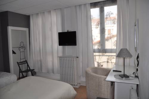 Imagen de la habitación del Hotel Citotel Furania. Foto 10