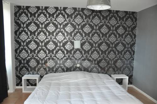 Imagen de la habitación del Hotel Citotel Furania. Foto 13