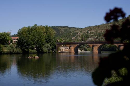 Imagen de la habitación del Hotel Citotel Hôtel La Chartreuse. Foto 3