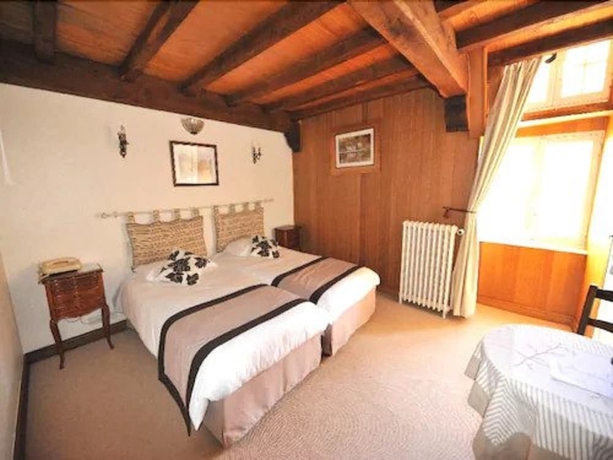 Imagen de la habitación del Hotel Citotel La Chaumiere Roz Aven. Foto 12