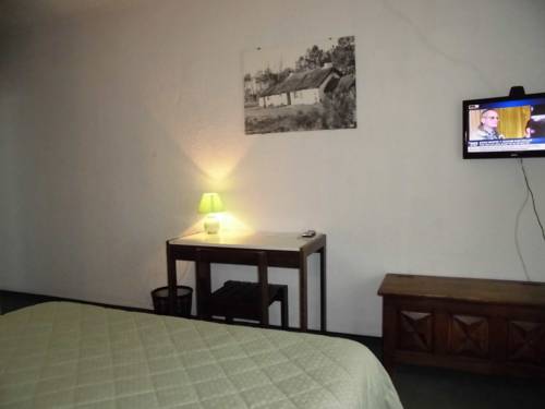 Imagen de la habitación del Hotel Citotel Le Challans. Foto 9