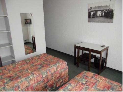 Imagen de la habitación del Hotel Citotel Le Challans. Foto 14