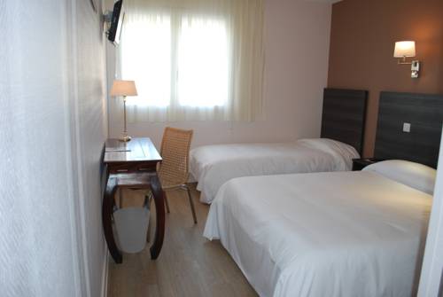 Imagen de la habitación del Hotel Citotel Le Chene Vert. Foto 3
