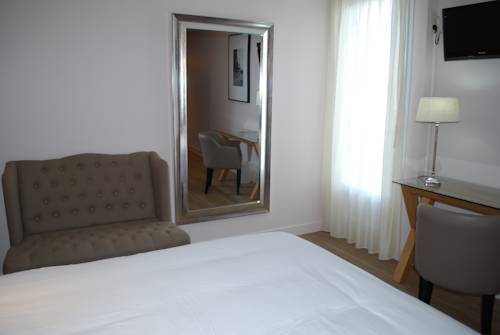 Imagen de la habitación del Hotel Citotel Le Chene Vert. Foto 4