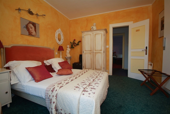 Imagen de la habitación del Hotel Citotel Le Mirage. Foto 5