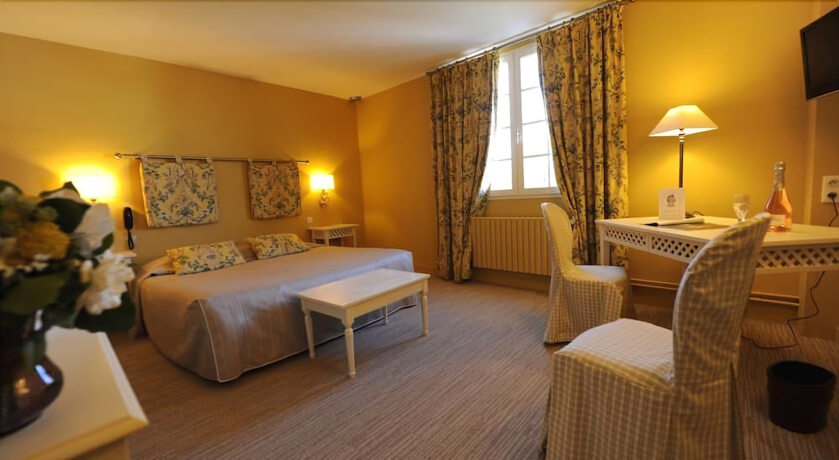 Imagen de la habitación del Hotel Citotel Le Relais Du Bellay. Foto 9