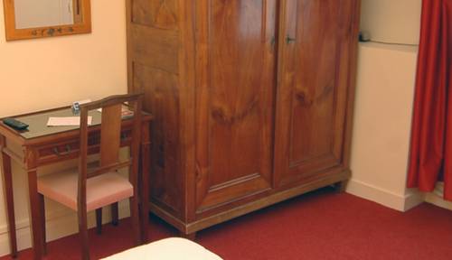 Imagen de la habitación del Hotel Citotel Le Volney. Foto 3