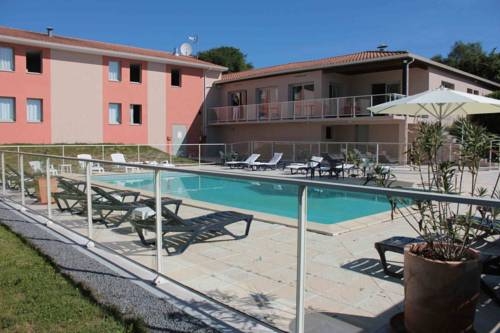 Imagen general del Hotel Citotel Les Alizes, LIMOGES. Foto 7