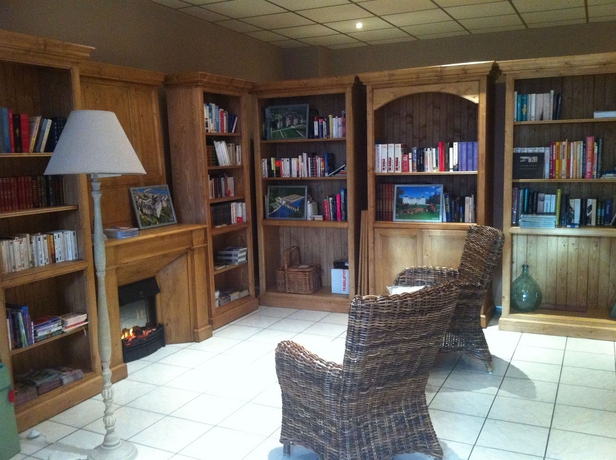 Imagen de los interiores del Hotel Citotel Logis Louise De Savoie. Foto 15