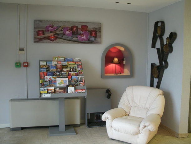 Imagen de los interiores del Hotel Citotel Saint Jacques. Foto 14