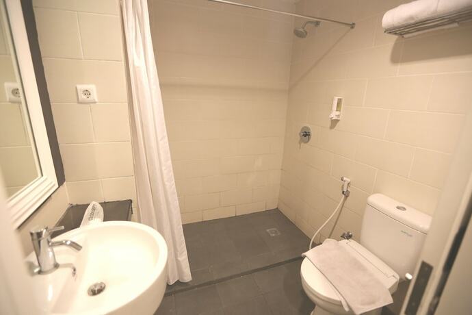 Imagen general del Hotel Citradream Bintaro. Foto 19