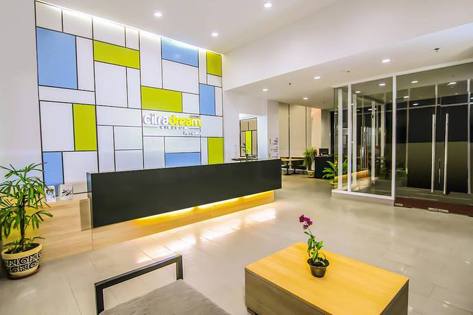 Imagen de los interiores del Hotel Citradream Cirebon. Foto 14