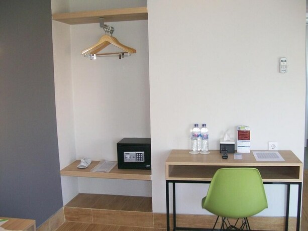 Imagen de la habitación del Hotel Citradream Semarang. Foto 27