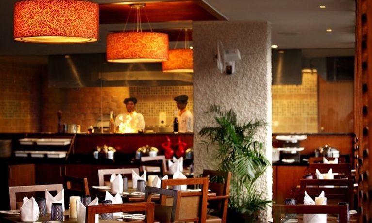 Imagen del bar/restaurante del Hotel Citrus Classic Outer Ring Road Bengaluru. Foto 6