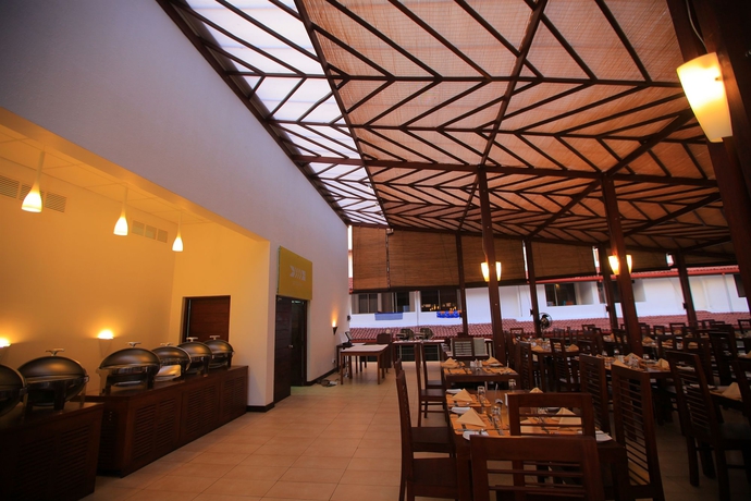 Imagen del bar/restaurante del Hotel Citrus Hikkaduwa. Foto 4