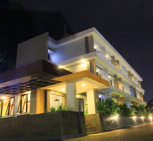 Imagen de los exteriores del Hotel Citrus House. Foto 19