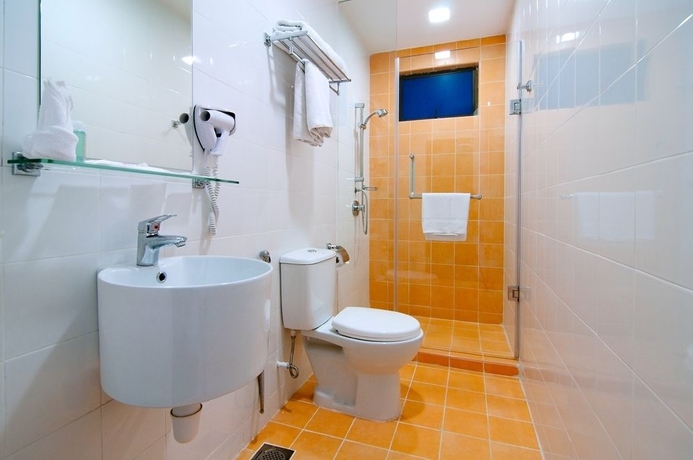 Imagen de la habitación del Hotel Citrus Johor Bahru By Compass Hospitality. Foto 8