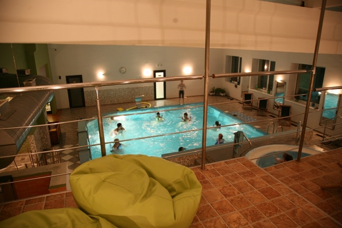 Imagen de la piscina del Hotel Citrus Spa Hotel. Foto 6