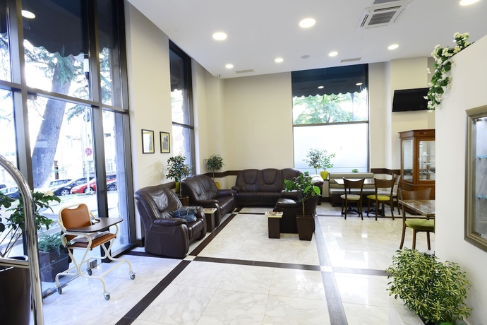 Imagen de los interiores del Hotel Citrus, Tbilisi. Foto 19