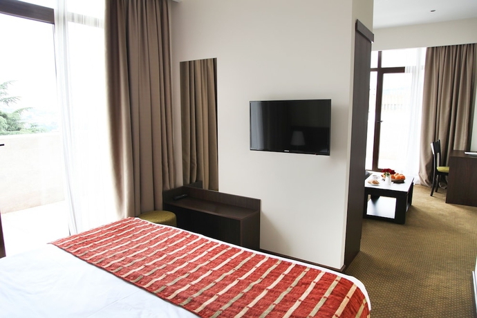 Imagen de la habitación del Hotel Citrus, Tbilisi. Foto 12