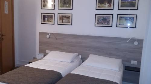 Imagen de la habitación del Hotel Citta'. Foto 16