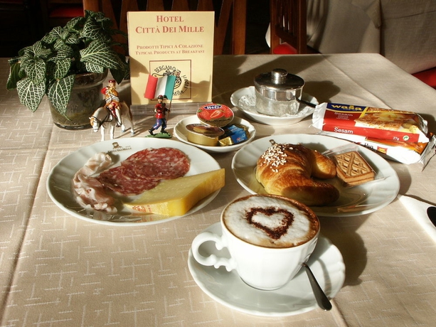 Imagen del bar/restaurante del Hotel Città Dei Mille. Foto 5