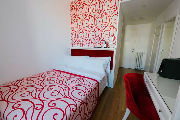 Imagen de la habitación del Hotel Città Di Parenzo. Foto 11