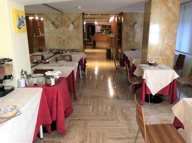 Imagen del bar/restaurante del Hotel Citt&agrave; Studi. Foto 2