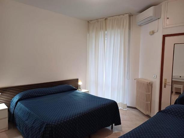 Imagen de la habitación del Hotel Citt&agrave; Studi. Foto 11