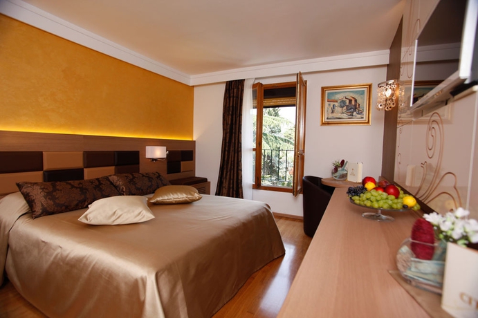 Imagen de la habitación del Hotel Cittar. Foto 6