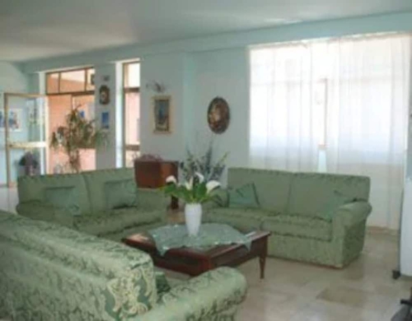 Imagen de los interiores del Hotel Citti. Foto 17