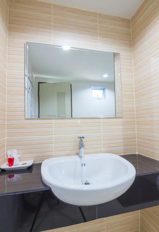 Imagen de la habitación del Hotel City 2 Lampang. Foto 16