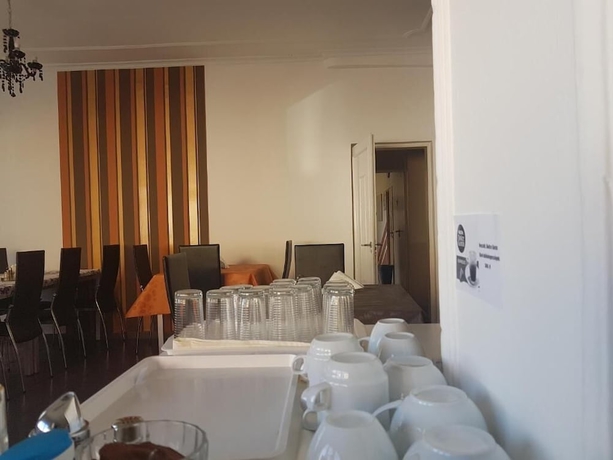 Imagen del bar/restaurante del Hotel City Agoston. Foto 4
