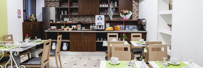 Imagen del bar/restaurante del Hotel City Alger. Foto 2