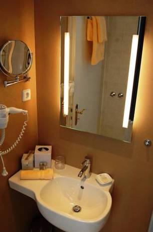 Imagen de la habitación del Hotel City Am Wasserturm. Foto 7